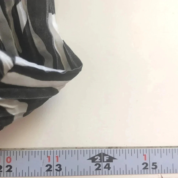 UBU Zebra Print Jacket - Picture 8 of 9